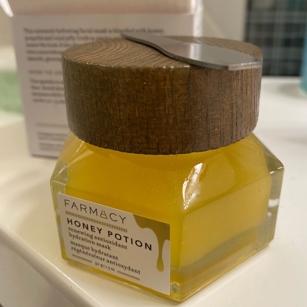 Farmacy honey potion mask